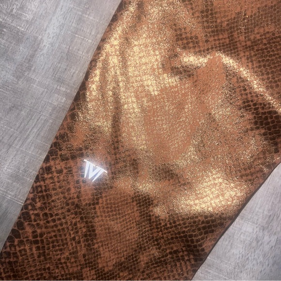 IVL Gold Snakeskin Leggings 4 - Picture 3 of 5